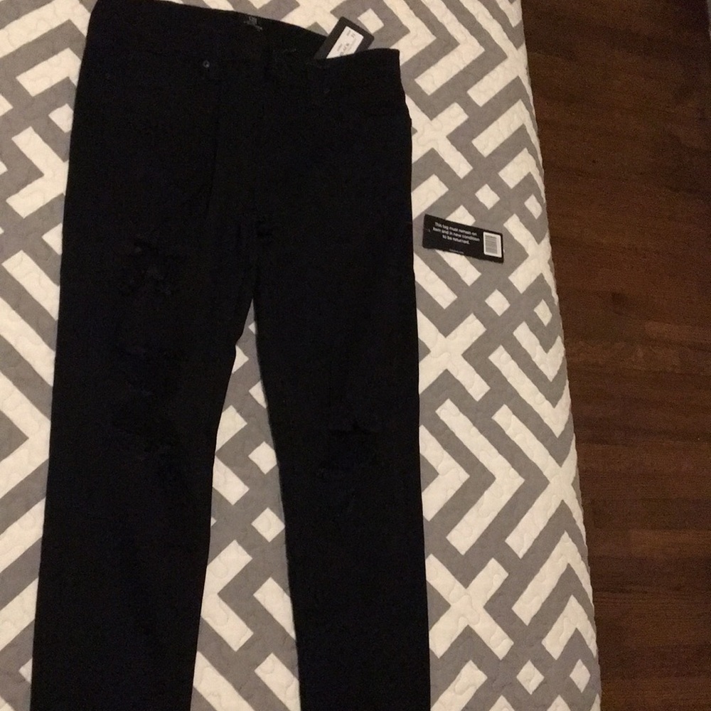 Just Black Distressed Skinny Jean